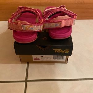 Toddler sandals